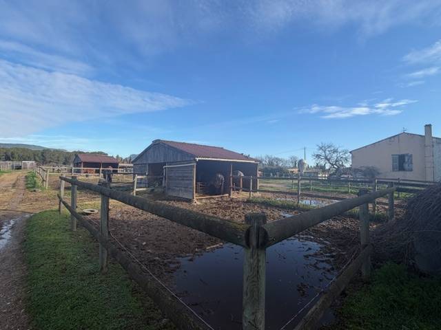 Centro ecuestre En venta Var