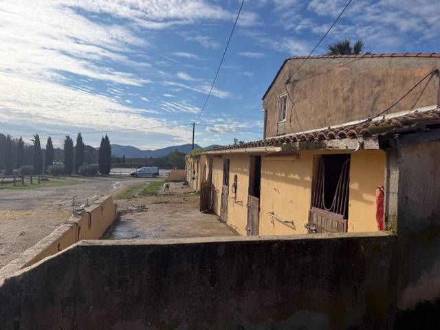 Centro ecuestre En venta Var