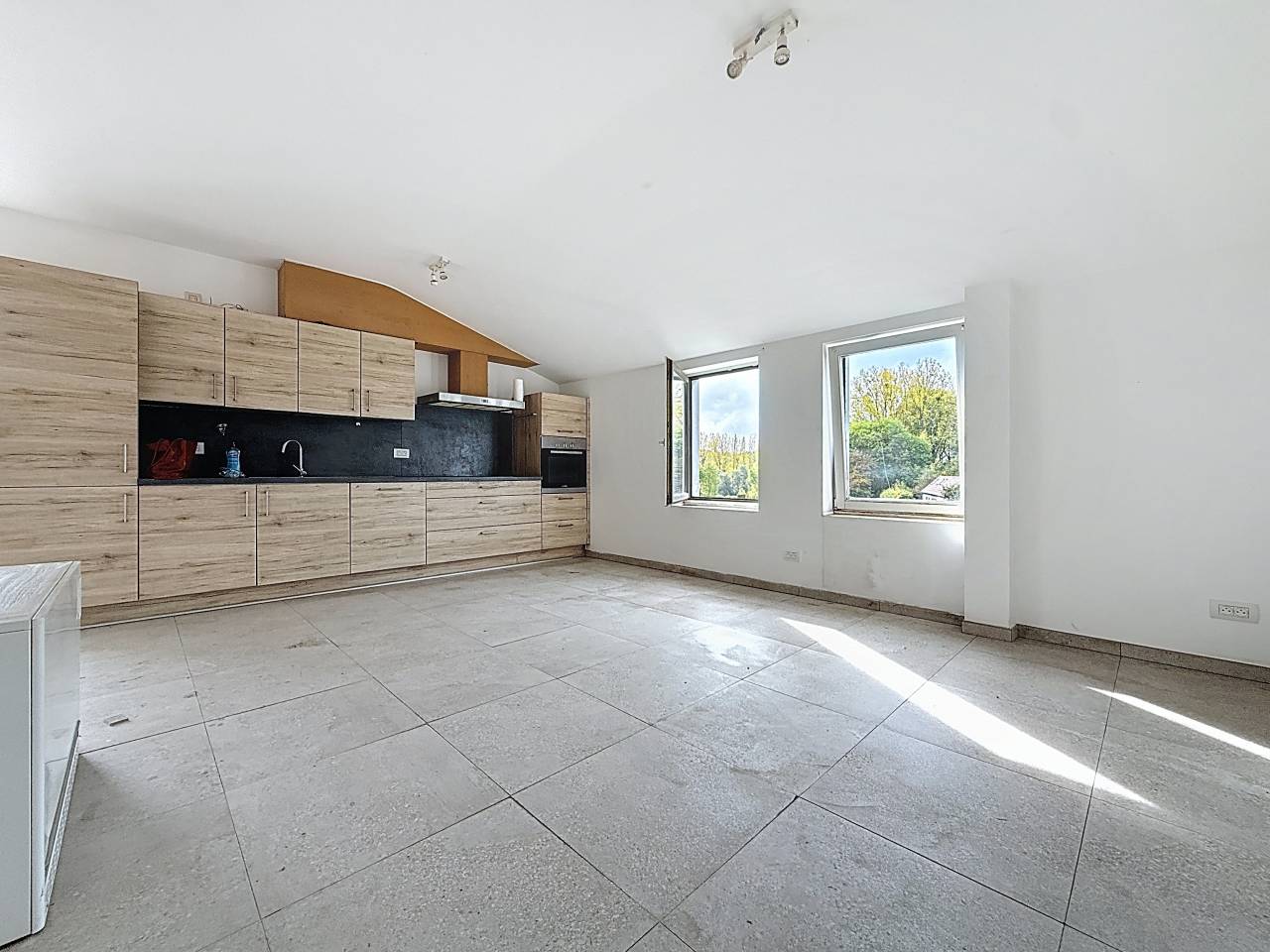 Granja ecuestre En venta Brabant-Val&oacute;n