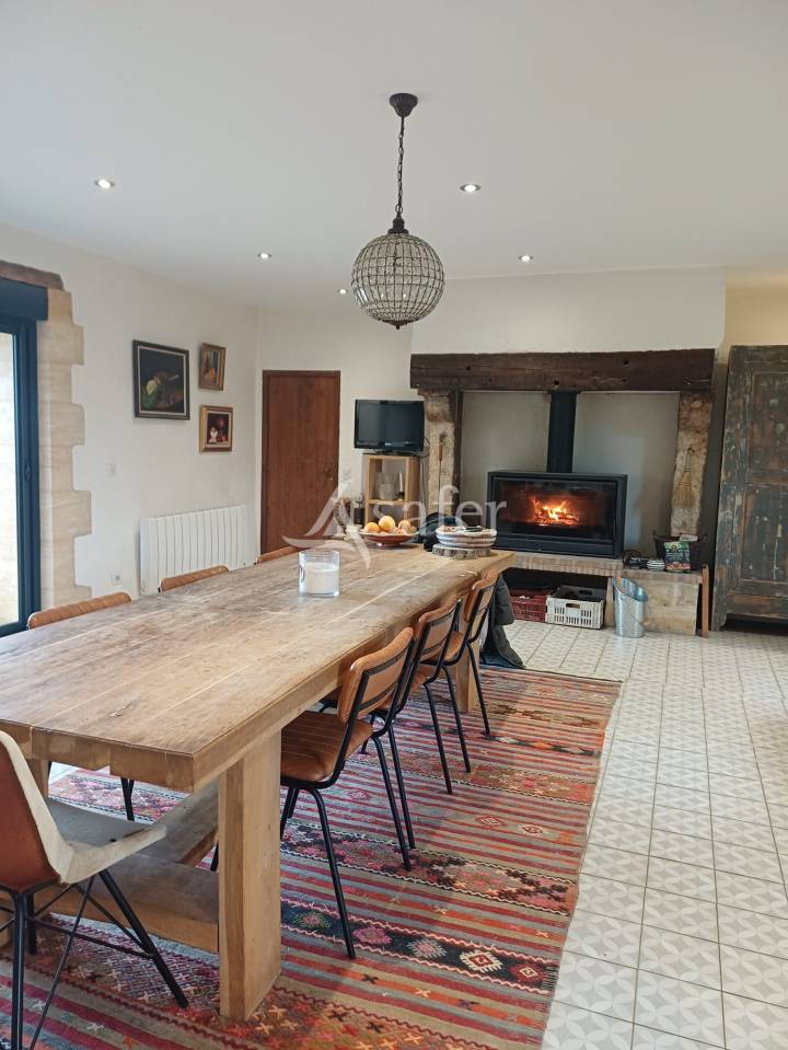 Explotaci&oacute;n agr&iacute;cola En venta Dordo&ntilde;a