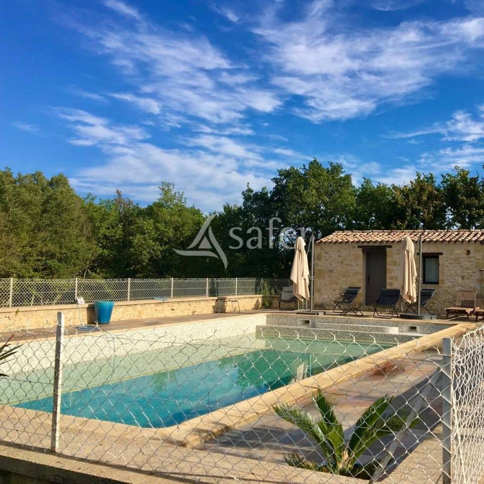 Explotaci&oacute;n agr&iacute;cola En venta Dordo&ntilde;a