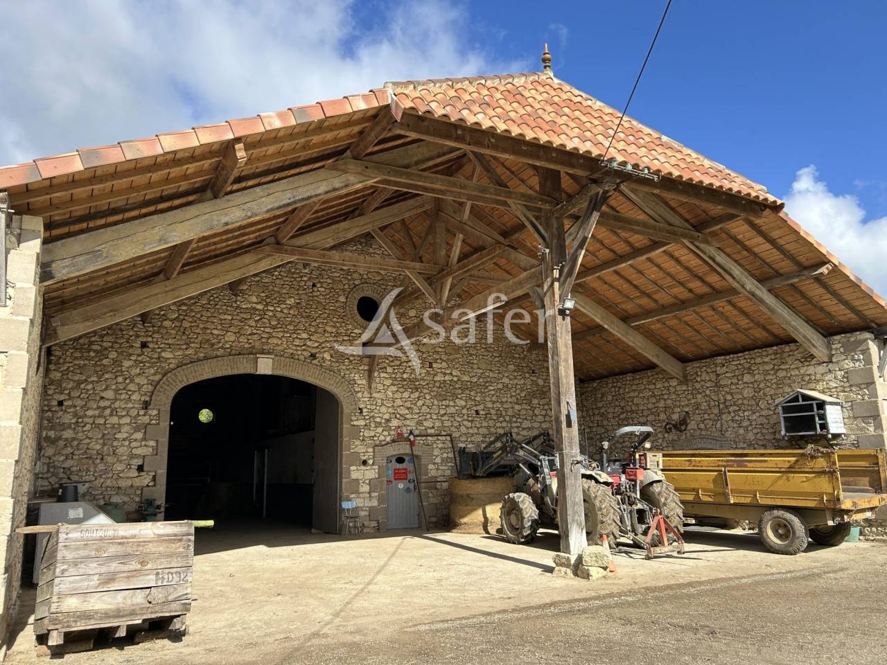 Explotaci&oacute;n agr&iacute;cola En venta Lot y Garona