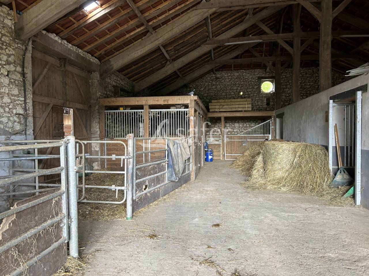 Explotaci&oacute;n agr&iacute;cola En venta Lot y Garona