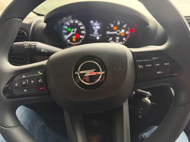 Furgoneta para caballos AKX Opel Movano 2026 Nuevo