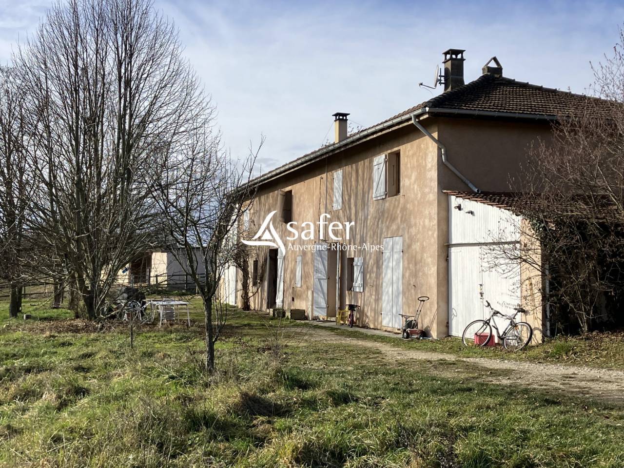 Propiedad ecuestre En venta Dr&ocirc;me