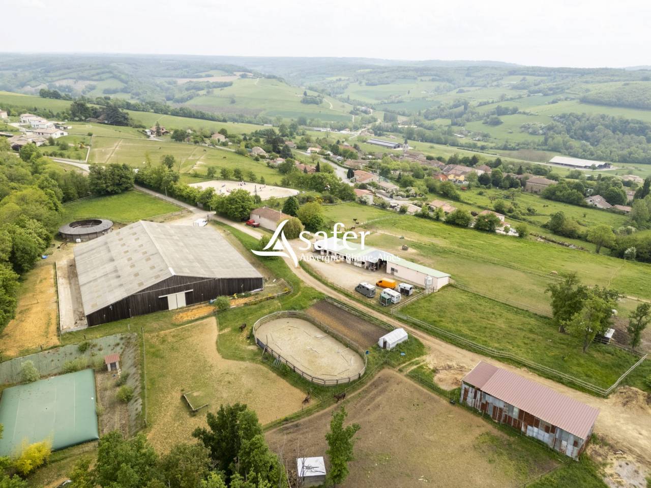 Propiedad ecuestre En venta Dr&ocirc;me