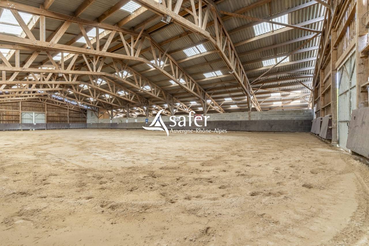 Propiedad ecuestre En venta Dr&ocirc;me
