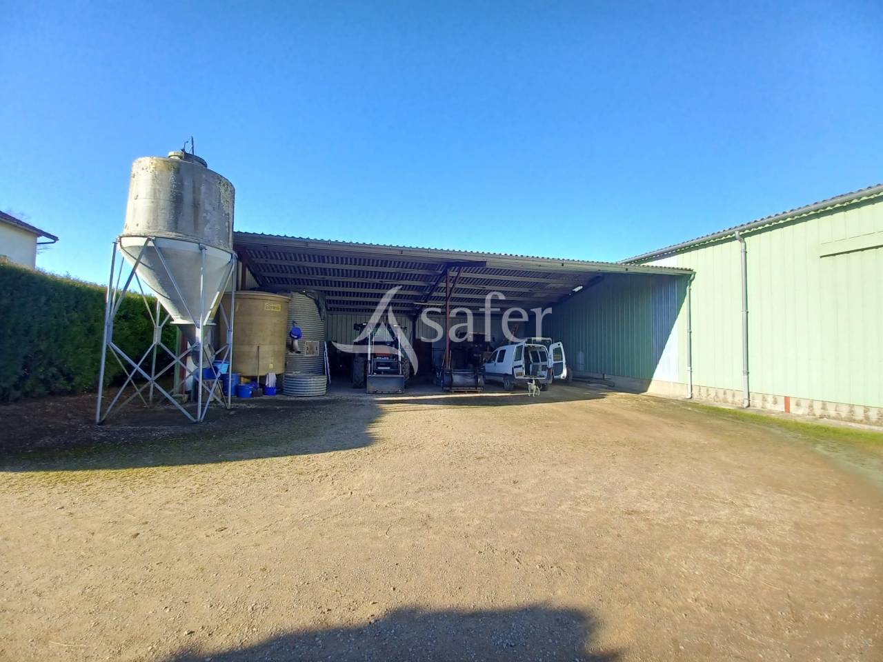 Explotaci&oacute;n ovina En venta Charente