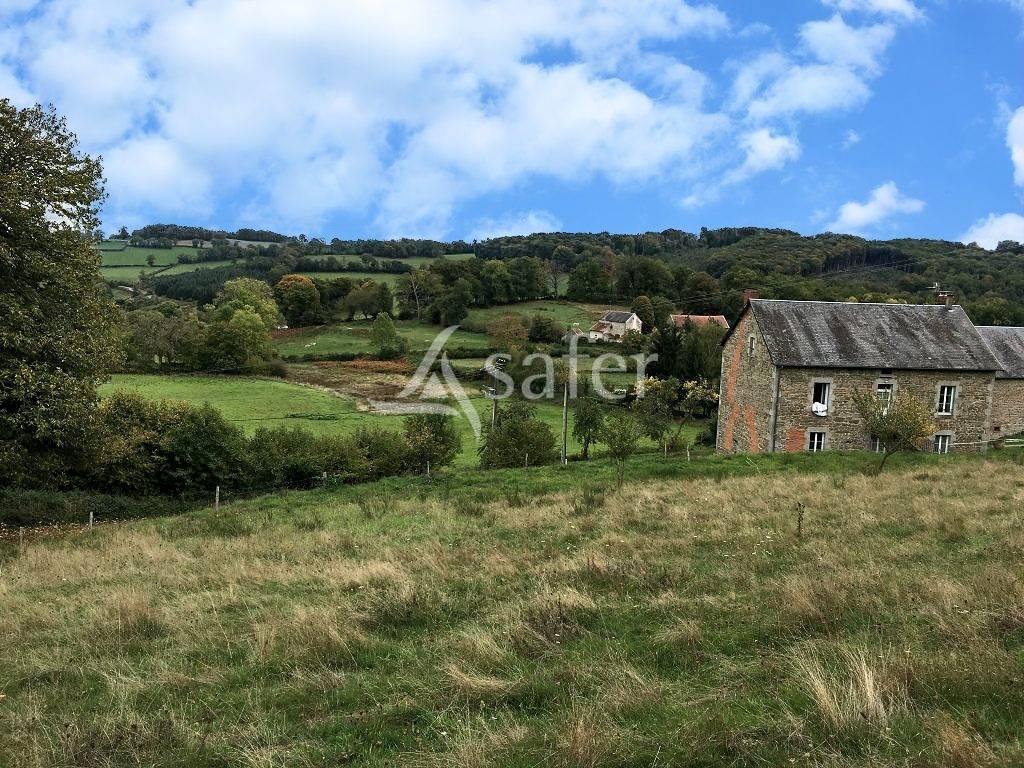 Explotaci&oacute;n agr&iacute;cola En venta Creuse