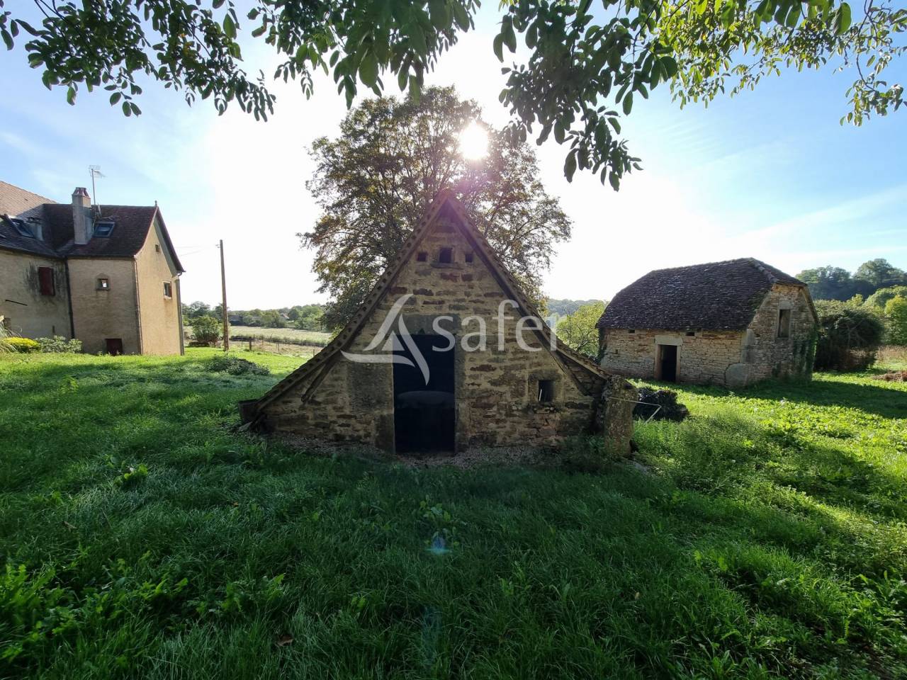 Explotaci&oacute;n agr&iacute;cola En venta Lot