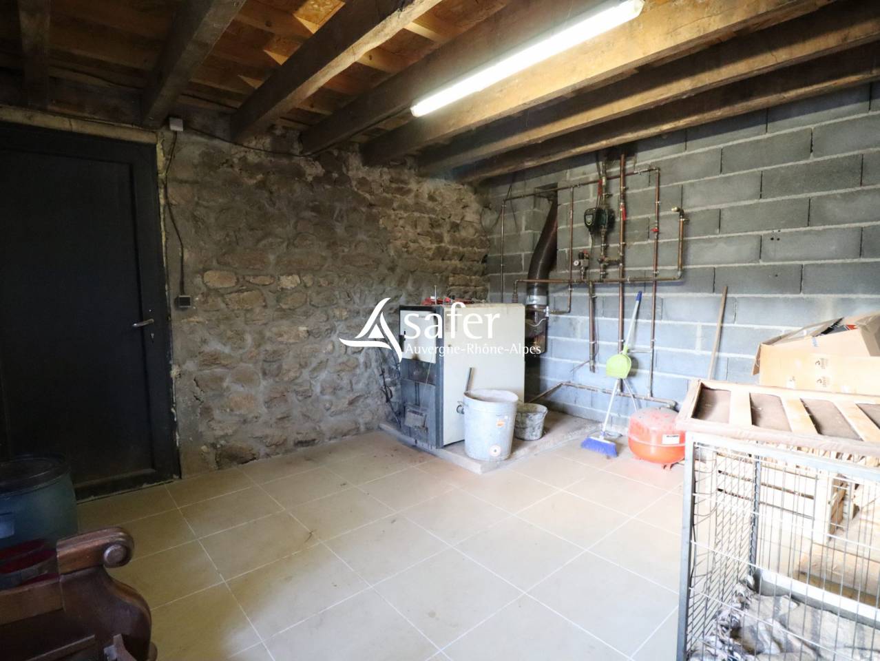 Explotaci&oacute;n porcina En venta Puy-de-D&ocirc;me