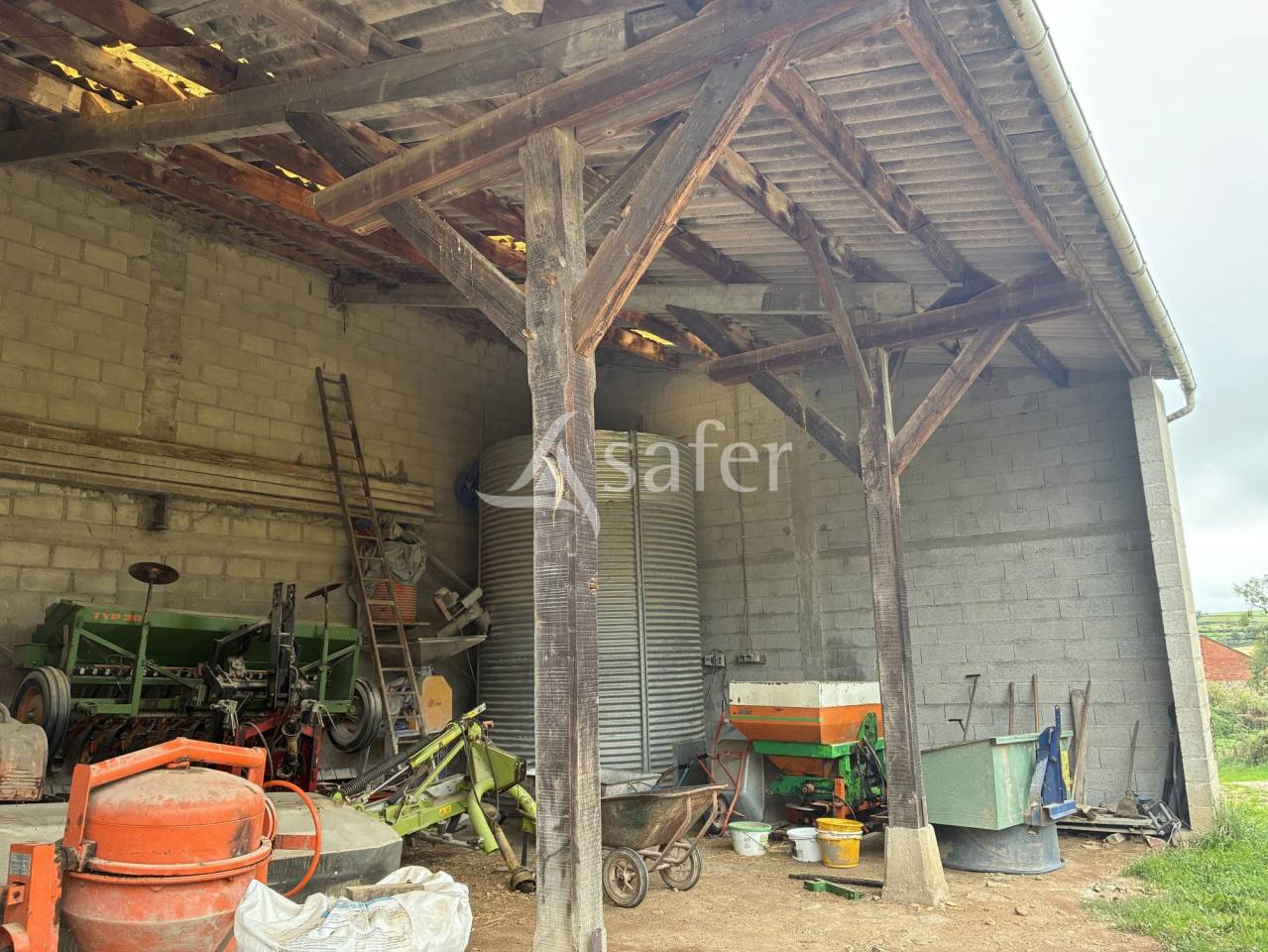 Explotaci&oacute;n cerealista En venta Saona y Loira