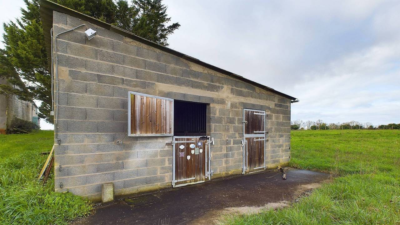 Propiedad ecuestre En venta Charente Mar&iacute;timo