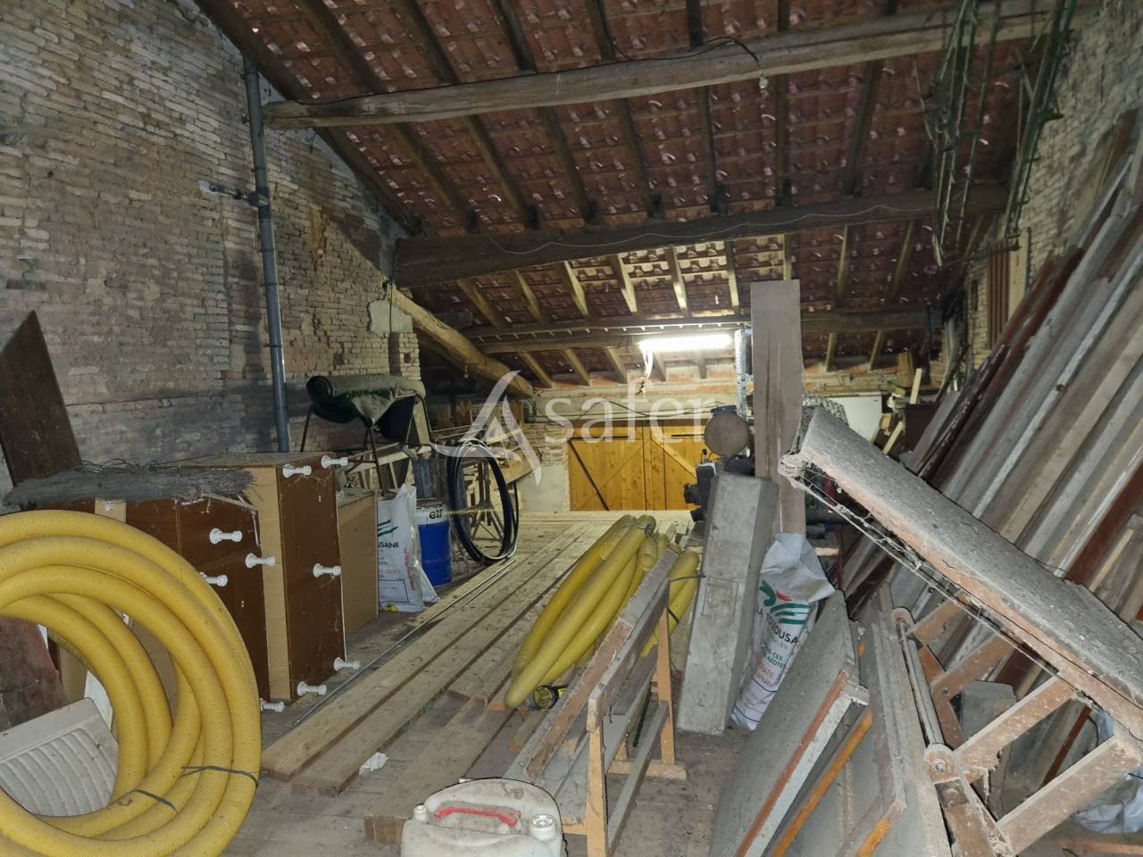 Explotaci&oacute;n agr&iacute;cola En venta Alto Garona