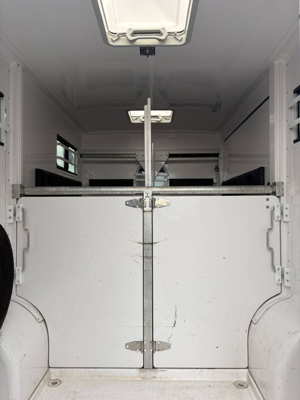 Furgoneta para caballos Barbot master 2024 De segunda mano