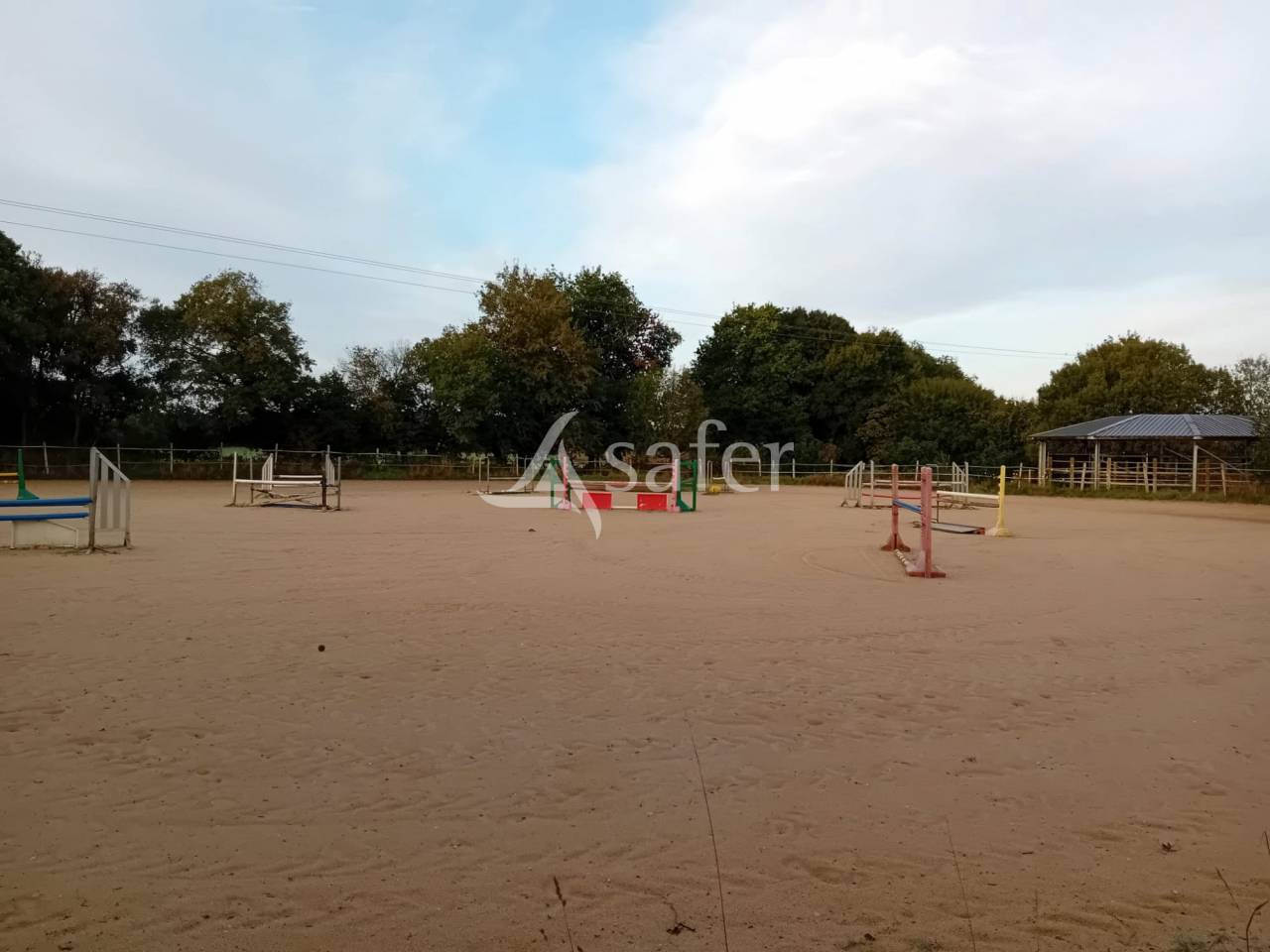 Propiedad ecuestre En venta Charente Mar&iacute;timo