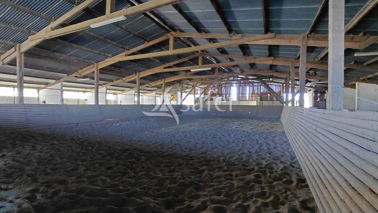 Propiedad ecuestre En venta Deux-S&egrave;vres
