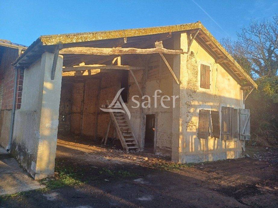 Explotaci&oacute;n agr&iacute;cola En venta Landas