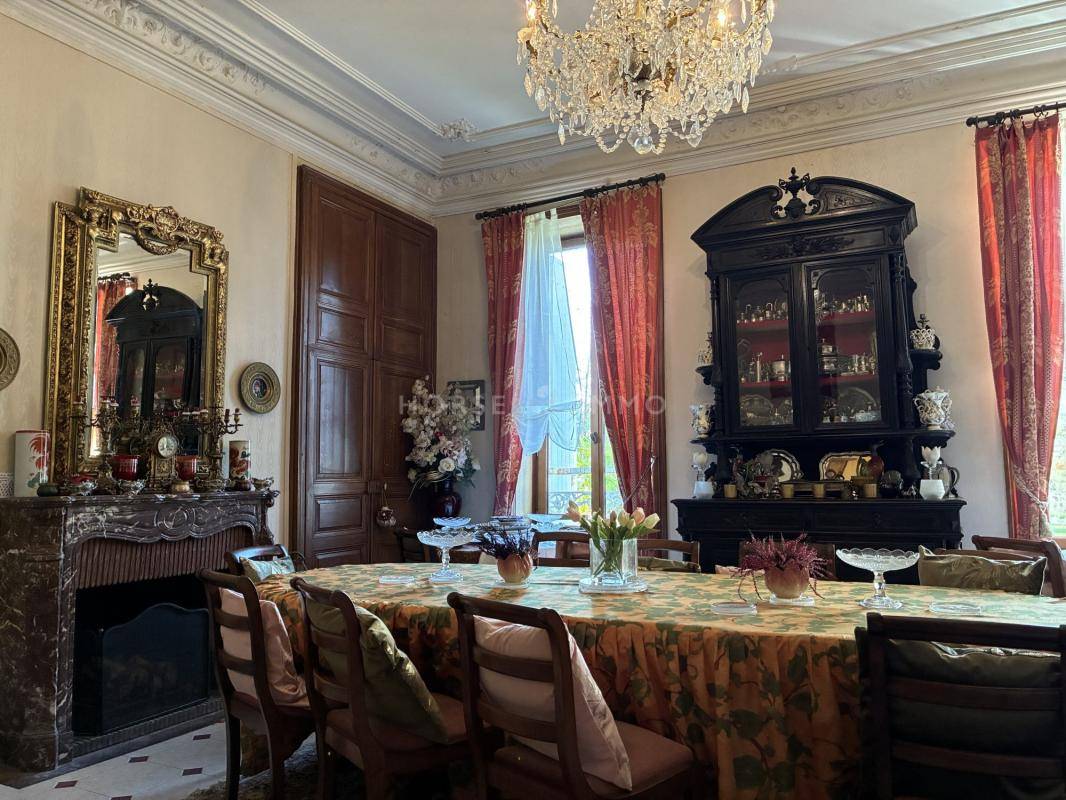 Bonita residencia ecuestre En venta Vend&eacute;e