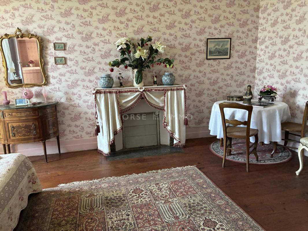 Bonita residencia ecuestre En venta Vend&eacute;e