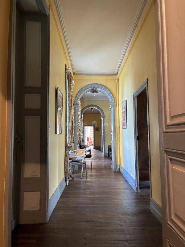 Bonita residencia ecuestre En venta Vend&eacute;e