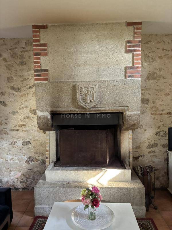 Bonita residencia ecuestre En venta Vend&eacute;e