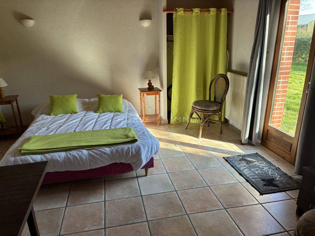 Bonita residencia ecuestre En venta Vend&eacute;e