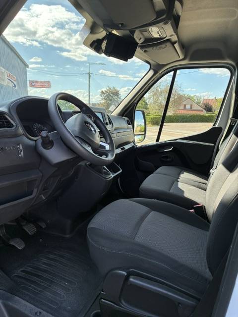 Furgoneta para caballos Renault MASTER 2021 Nuevo