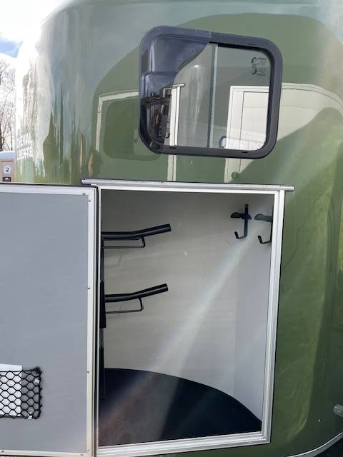 Van caballos Cheval Libert&eacute; GOLD 3 2 Caballos 2026 Nuevo