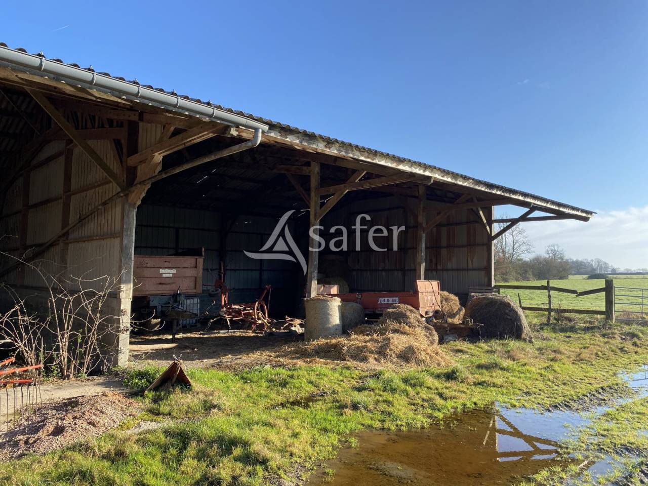 Explotaci&oacute;n agr&iacute;cola En venta Calvados