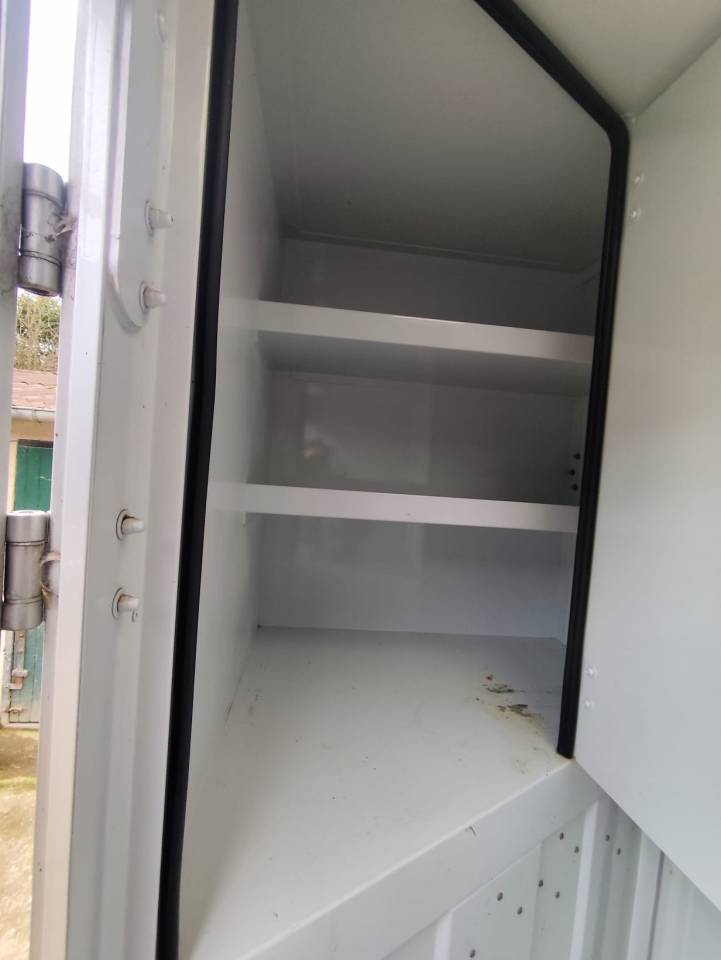 Furgoneta para caballos MTM  2012 De segunda mano