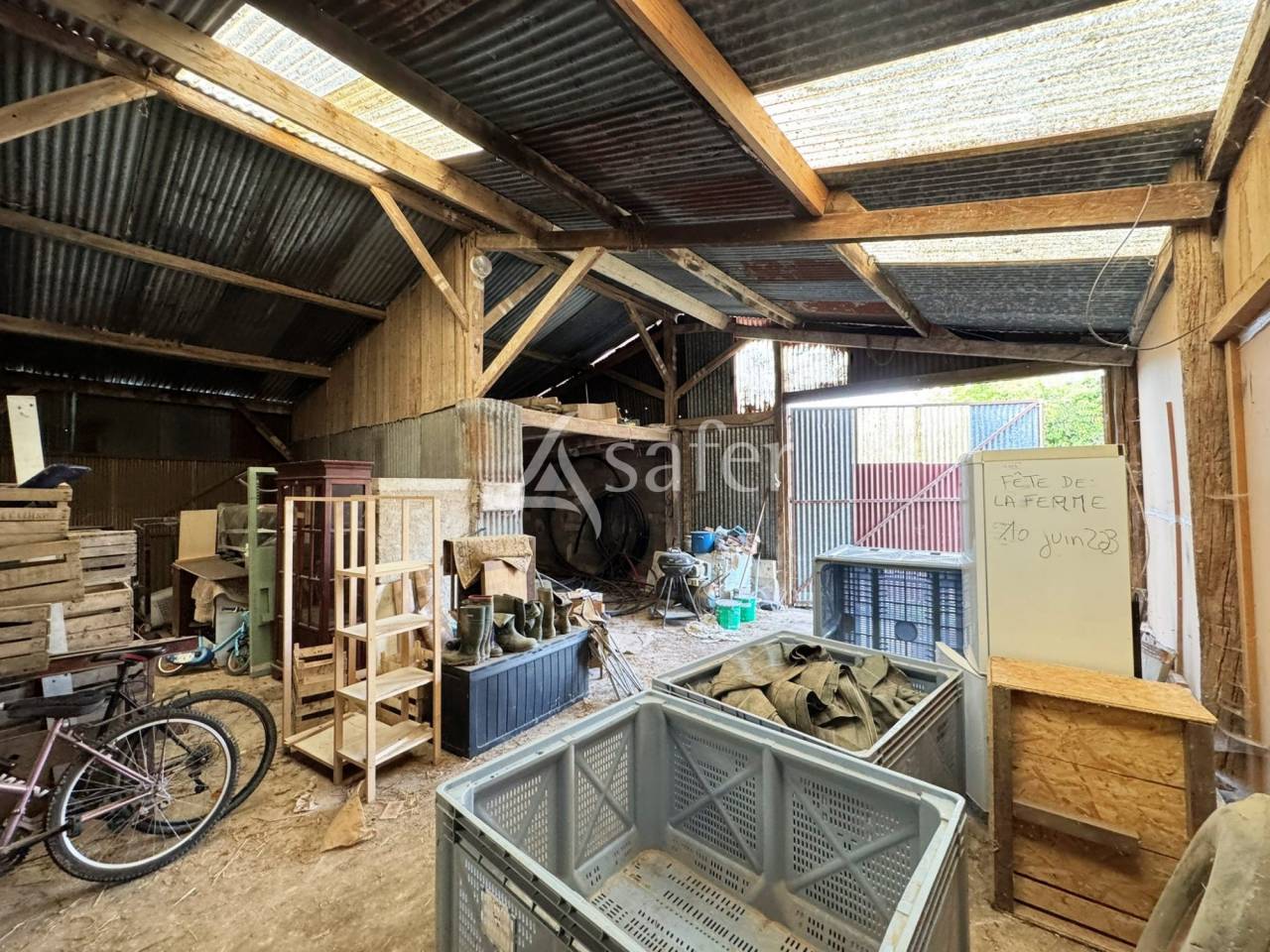 Explotaci&oacute;n av&iacute;cola En venta Sena y Marne