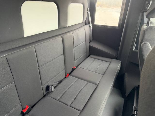 Furgoneta para caballos AKX Renault Master 2026 Nuevo