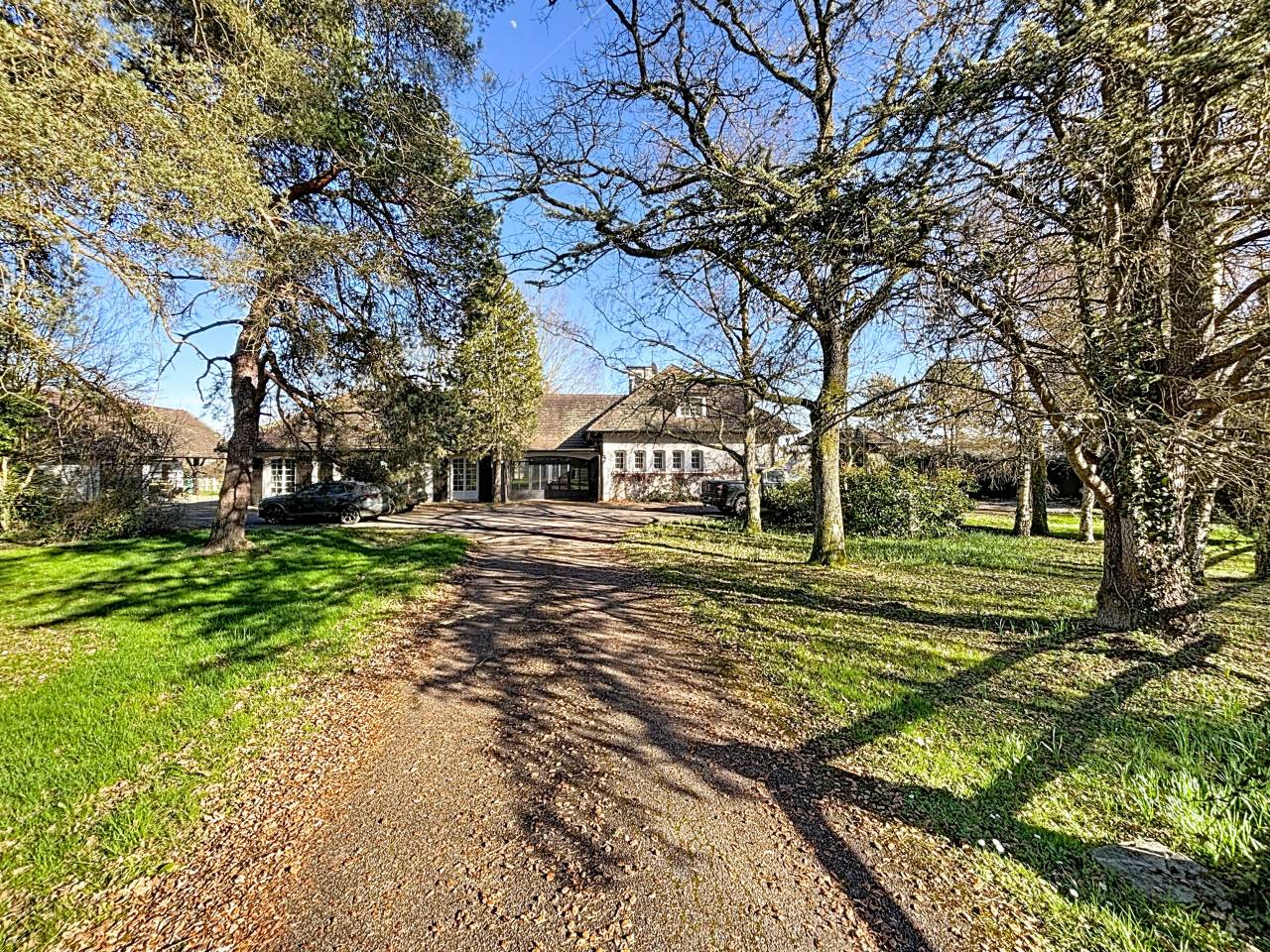 Bonita residencia ecuestre En venta Ain