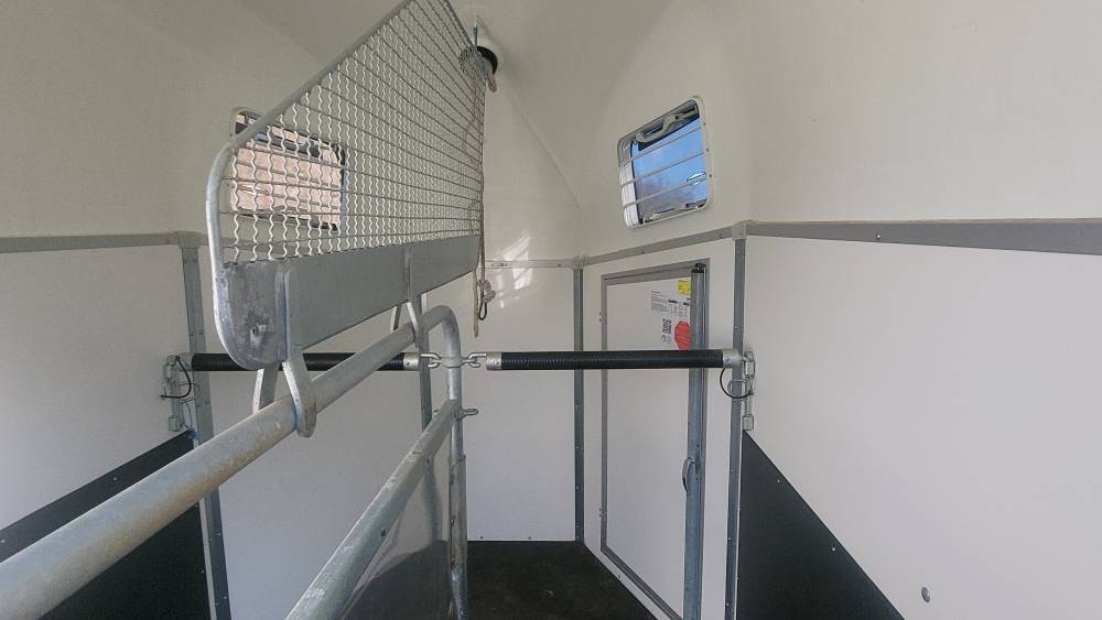 Van caballos Bockmann Duo esprit Silver+Black 2 Caballos 2022 De segunda mano