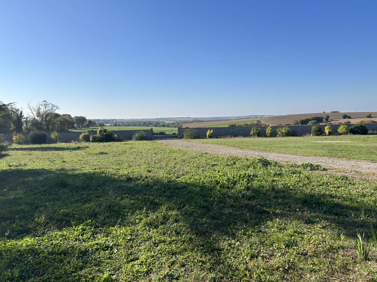 Bonita residencia ecuestre En venta Charente Mar&iacute;timo