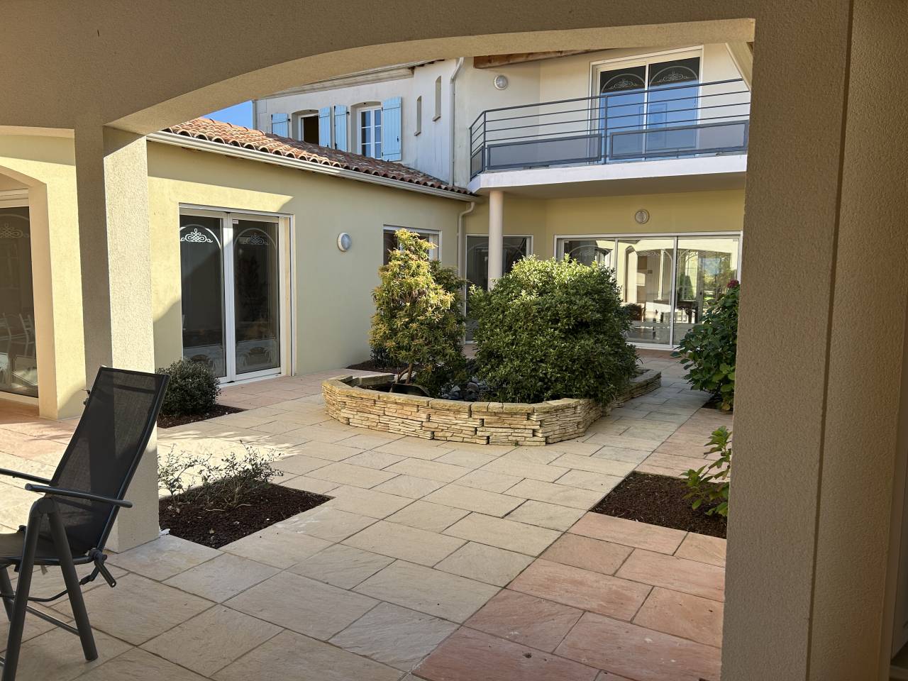Bonita residencia ecuestre En venta Charente Mar&iacute;timo