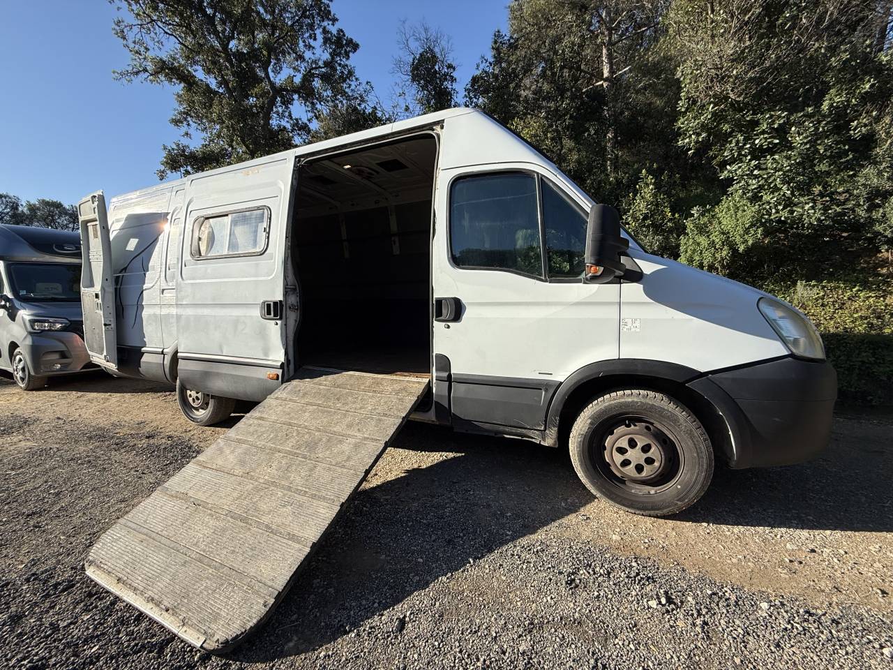 Furgoneta para caballos Iveco Daily 2007 De segunda mano