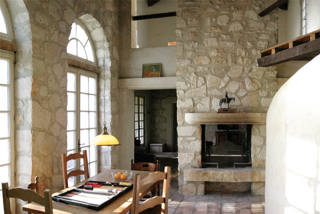 Bonita residencia ecuestre En venta Bocas del R&oacute;dano