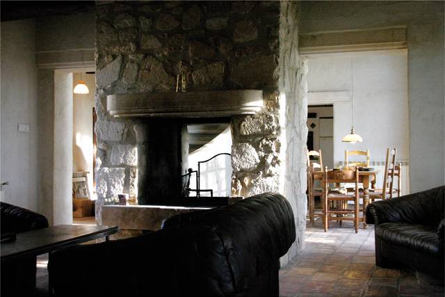 Bonita residencia ecuestre En venta Bocas del R&oacute;dano