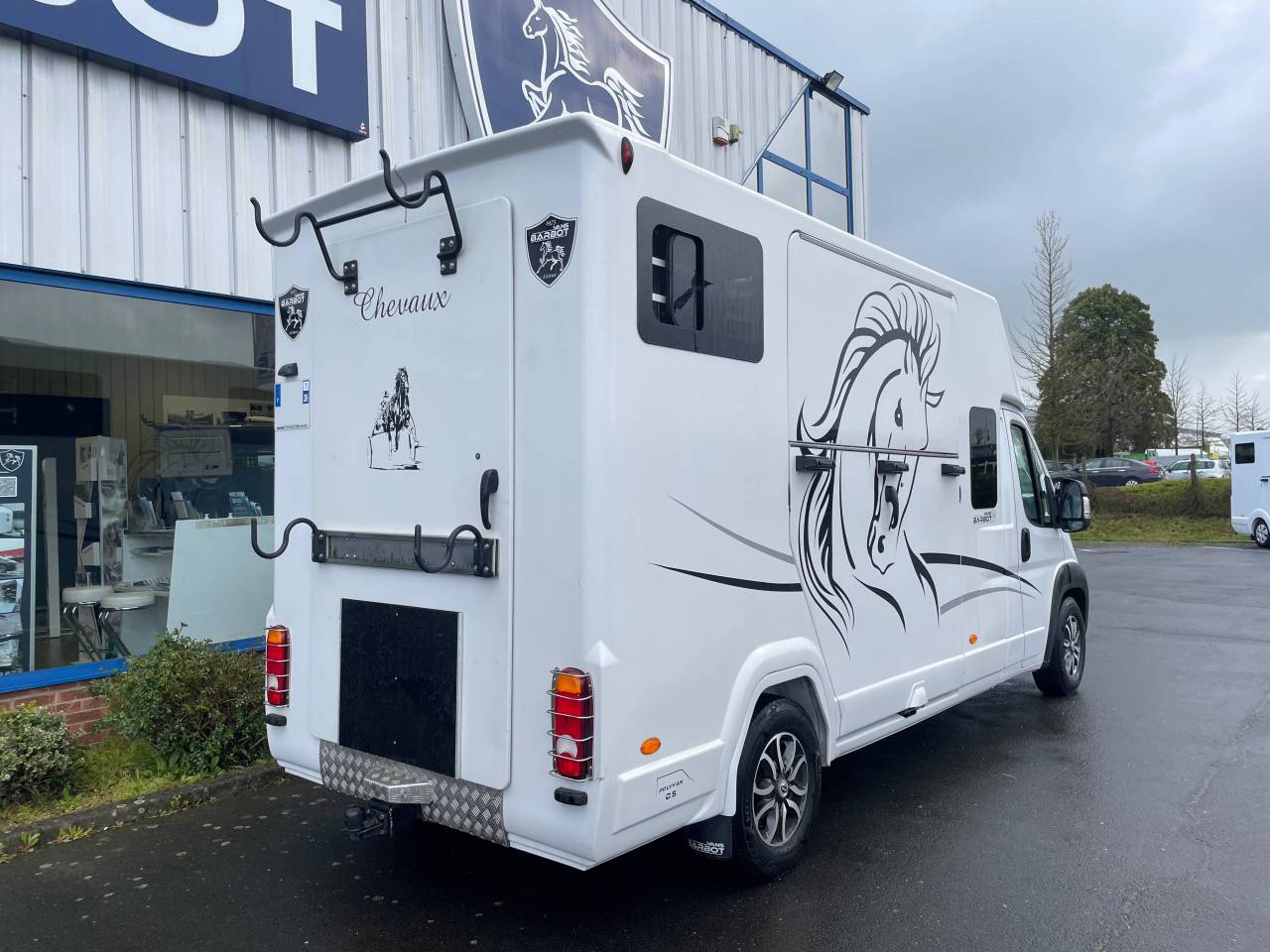 Furgoneta para caballos Barbot Ducato 2022 De segunda mano