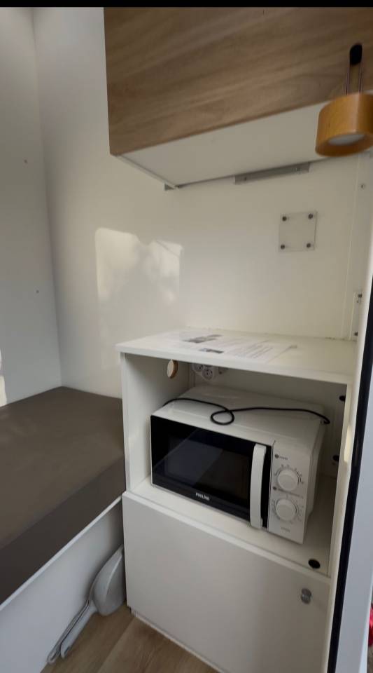 Furgoneta para caballos Trans Box living 2025 De segunda mano