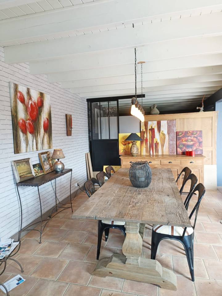 Bonita residencia ecuestre En venta Deux-S&egrave;vres