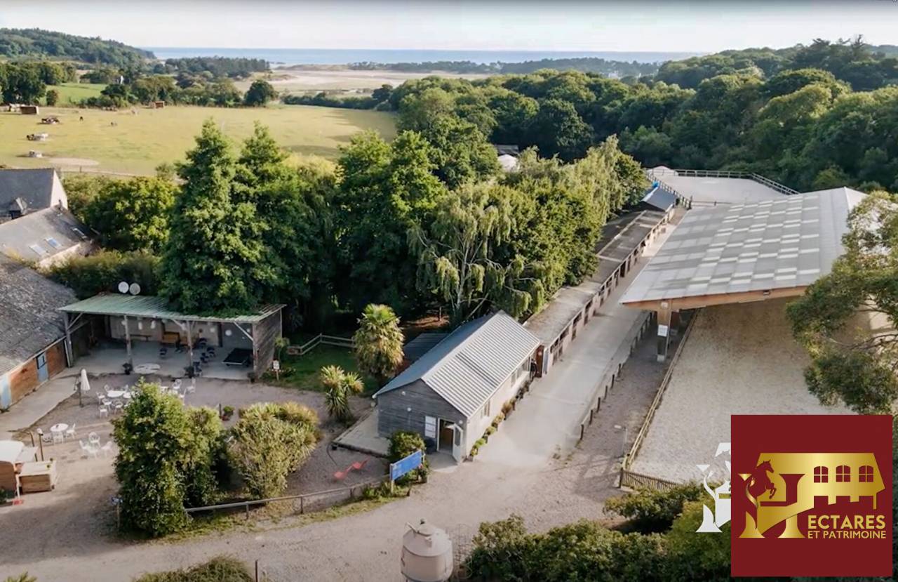 Centro ecuestre En venta C&ocirc;te d'Armor