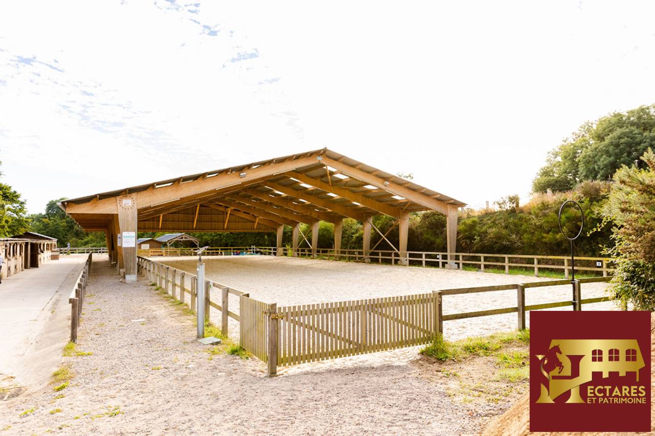 Centro ecuestre En venta C&ocirc;te d'Armor