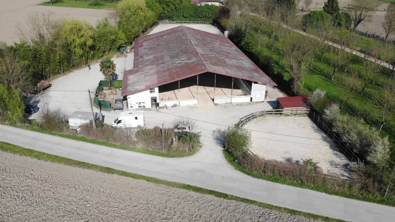 Poniclub En venta Is&egrave;re