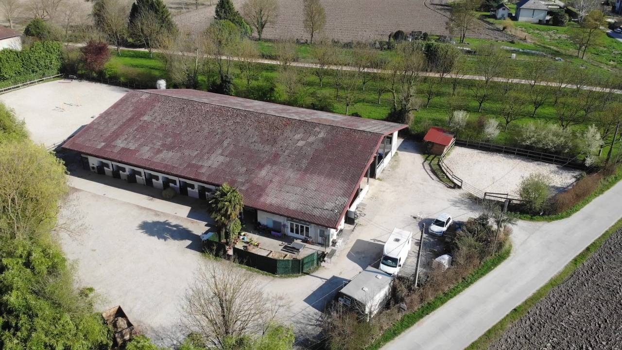 Poniclub En venta Is&egrave;re