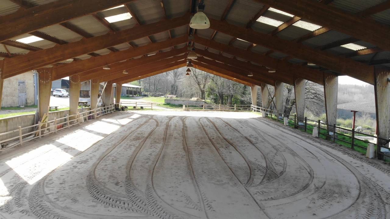 Propiedad ecuestre En venta Dr&ocirc;me