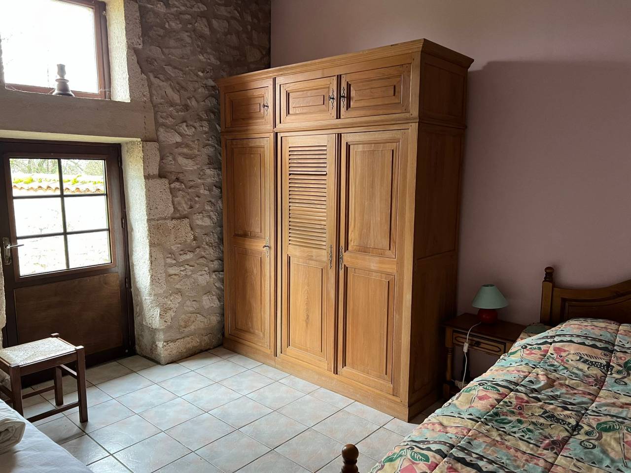 Bonita residencia ecuestre En venta Dordo&ntilde;a