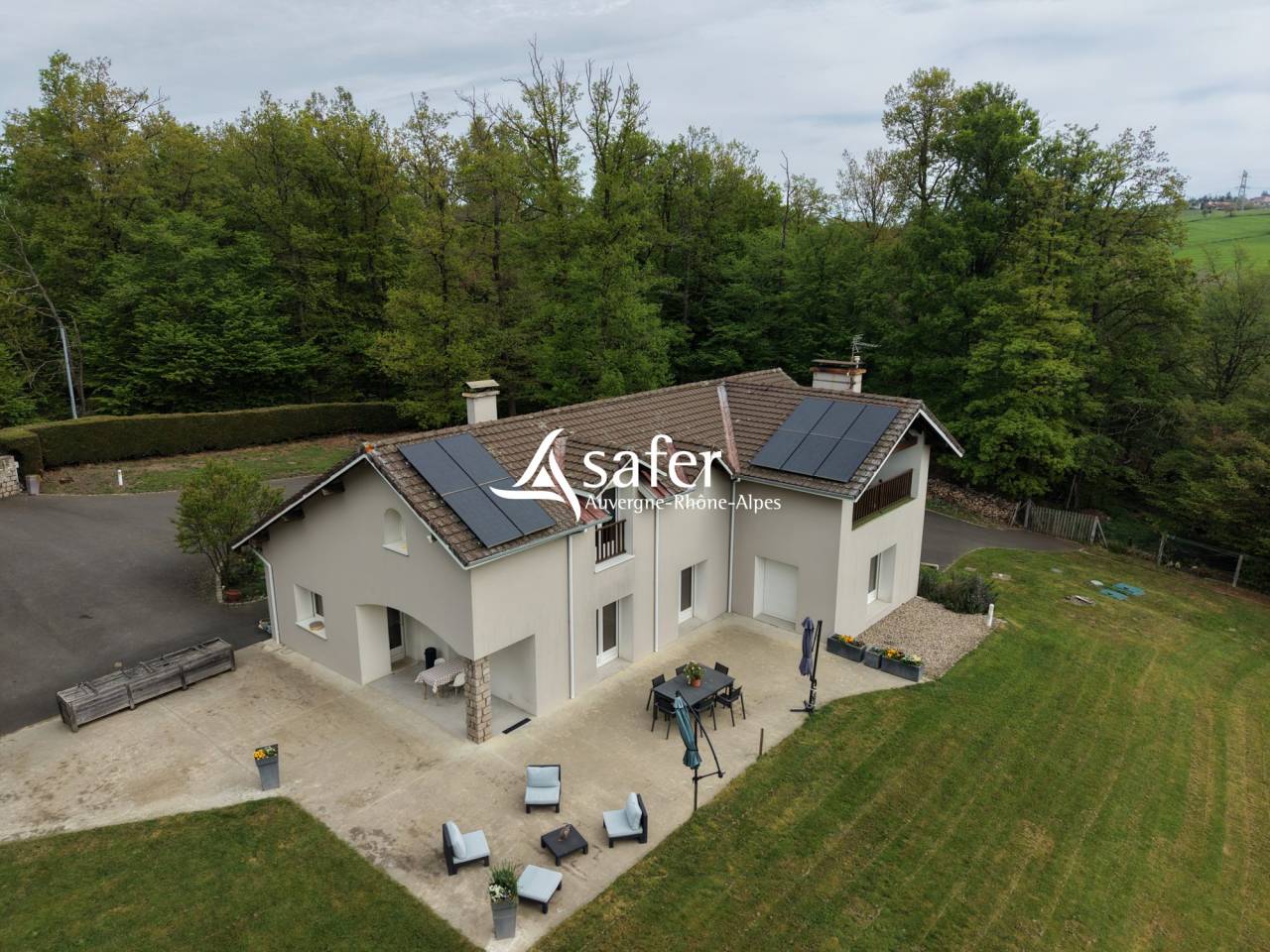 Explotaci&oacute;n agr&iacute;cola En venta Loira